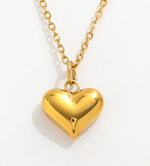 Elara Heart Necklace