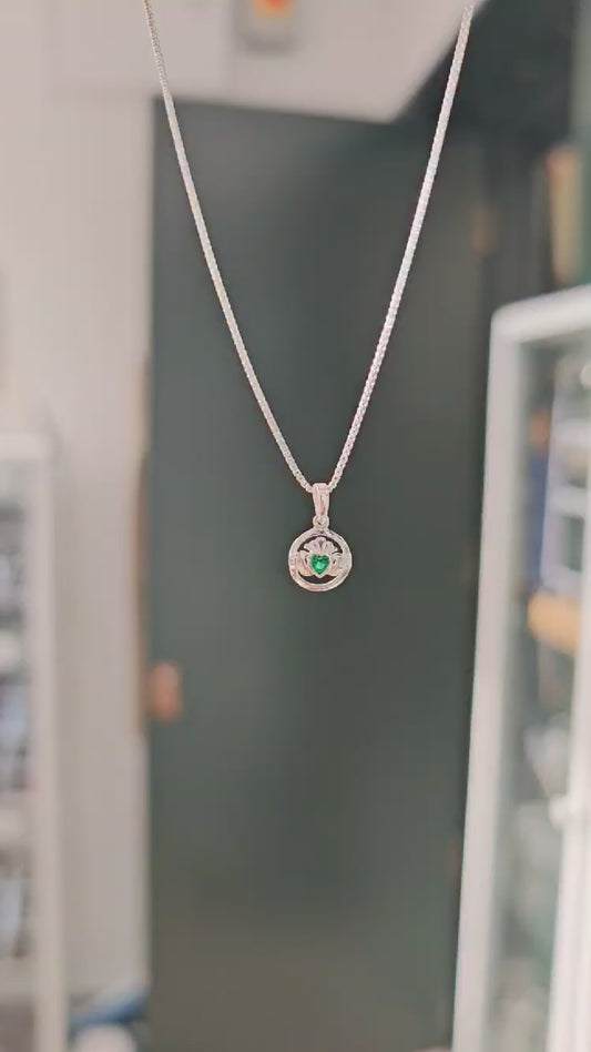 Claddagh Circle Necklace – A Timeless Irish Symbol